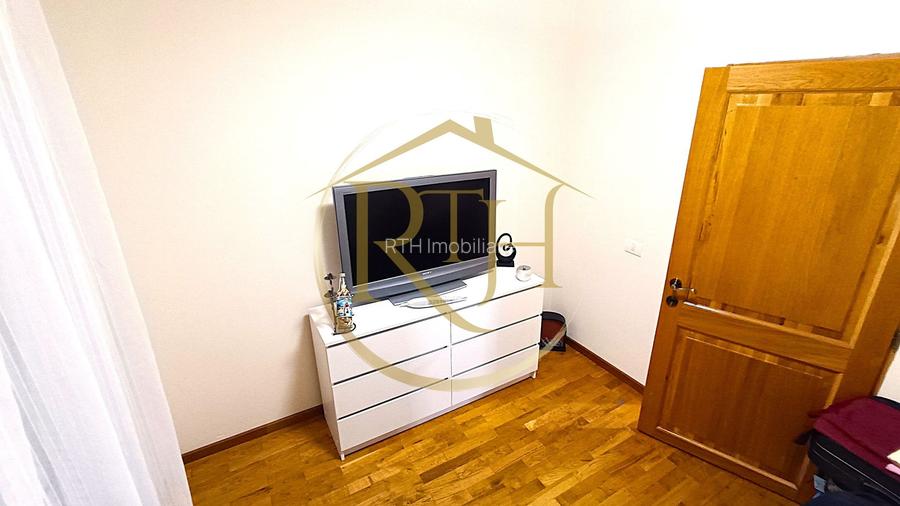 Vand vila  5 camere construita cu materiale premium in Giroc, pret 185000 euro - 10