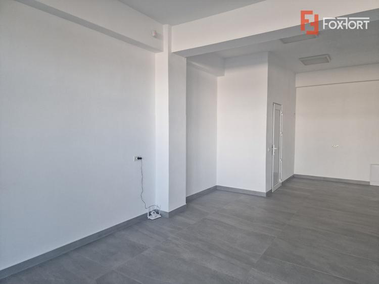 Spatiu generos pentru inchiriere in Izvin