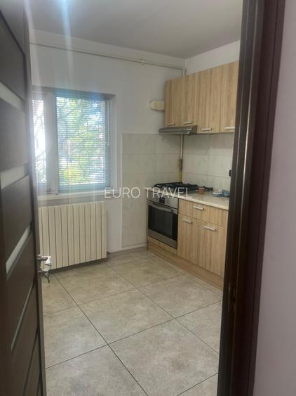 garsoniera mobilata si utilata, 42 mp , centrala gaz , 300 Euro - 10