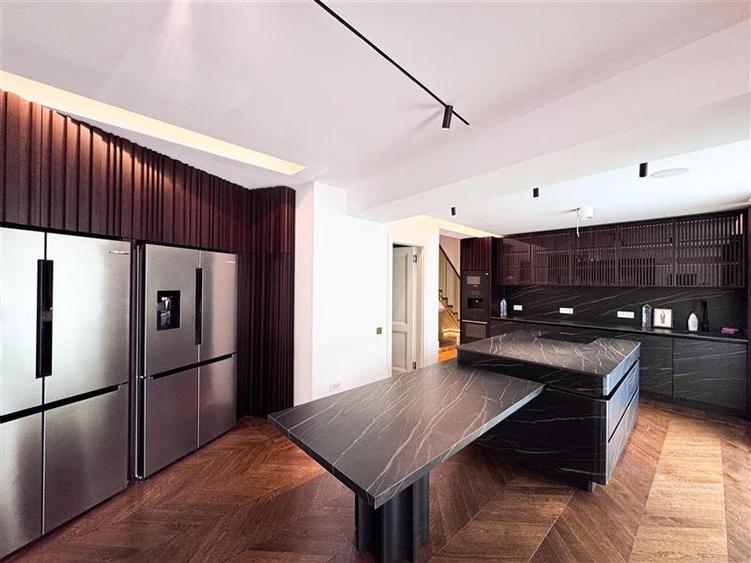 Vila de Lux de inchiriat Baneasa