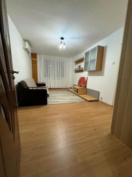 APARTAMENT  3 CAMERE SI 2 BAI IN CRANGASI STR NICOLAE FILIMON NR 32