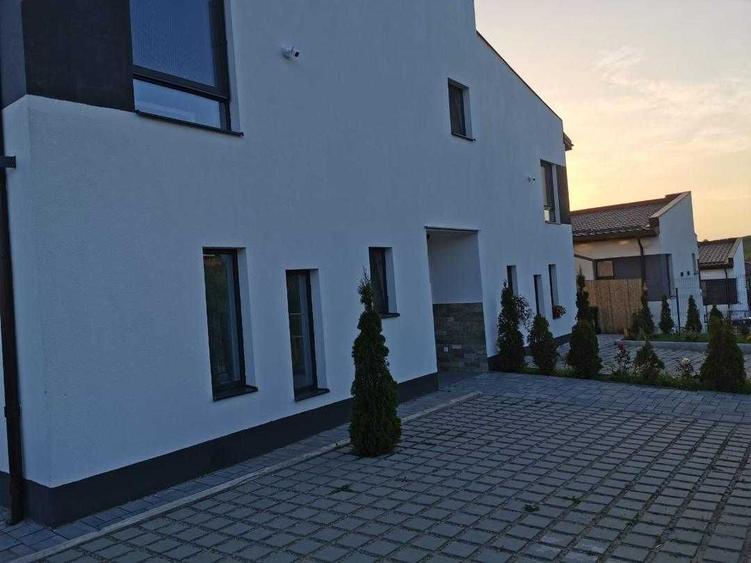 Duplex zona Borhanci cu panorama superba