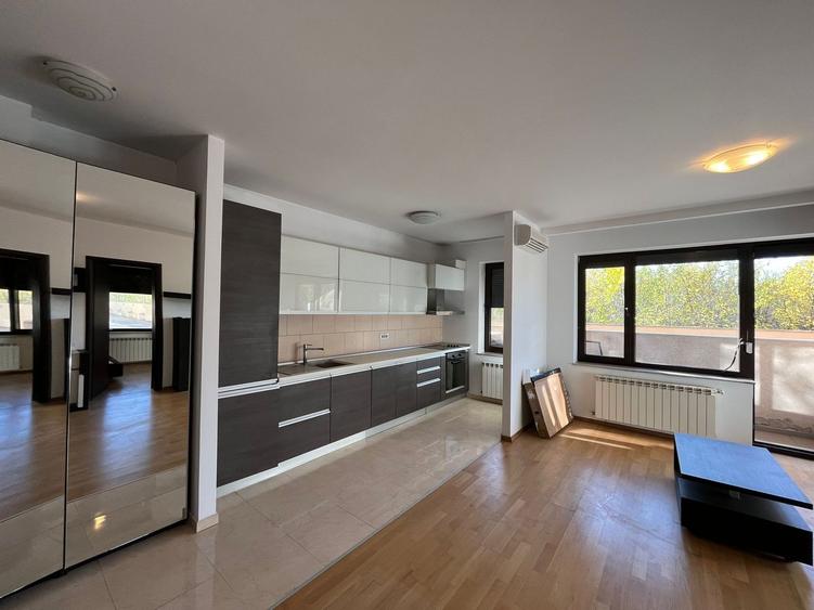 Apartament spațios cu 2 camere, situat pe Aleea Privighetorilor