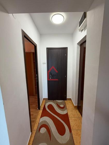 Apartament cu 3 camere, Decomandat,  Mircea cel Batran , CT, AC