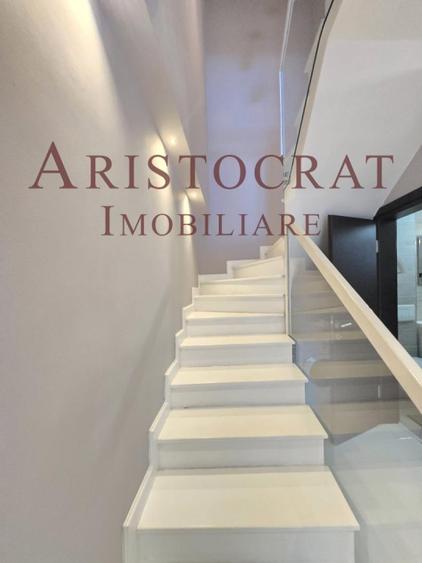 Duplex mobilat modern