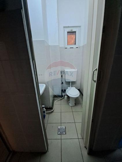 Spatiu comercial de inchiriat in zona 1 Mai