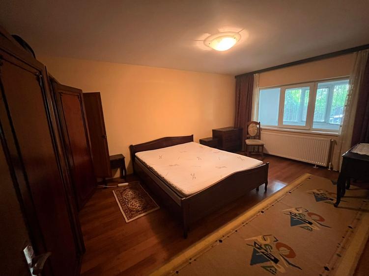 Apartament două camere - parter - str. Longinescu