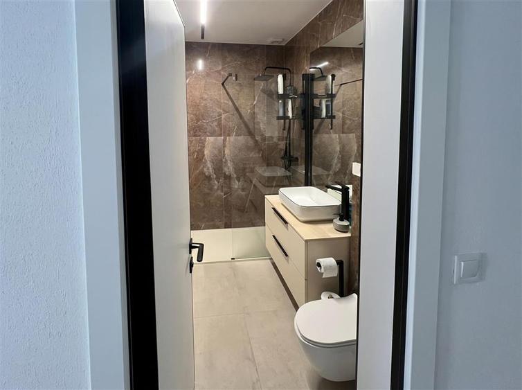 Apartament 3 Camere Ultracentral | Renovare Designer | Complet Mobilat 3c-4250