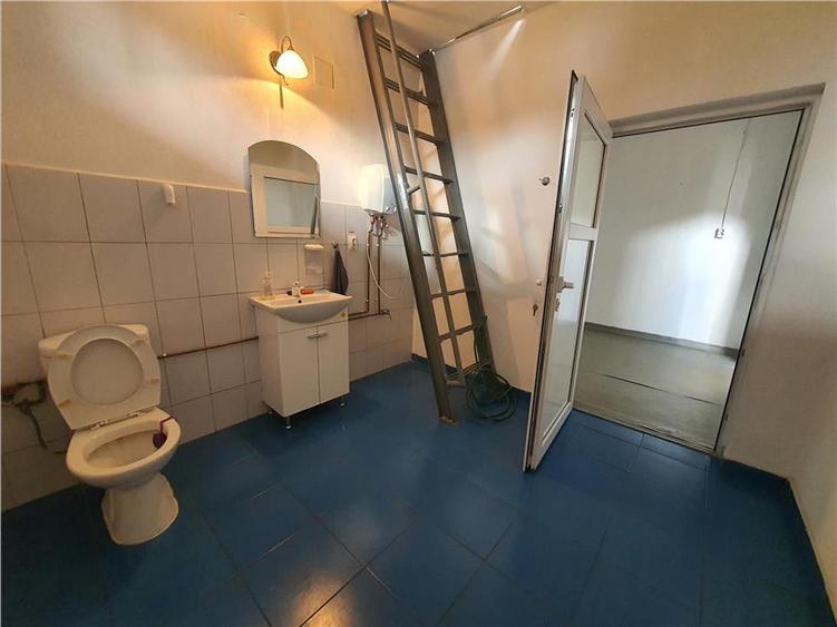 Hala depozitare/productie 214mp,birouri 150mp,cu acces tir in zona Ind.Est