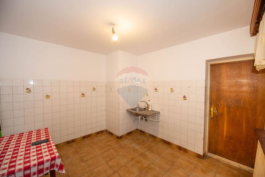 Casa individuala cu 7 camere, de vanzare 250 mp utili, Buzau