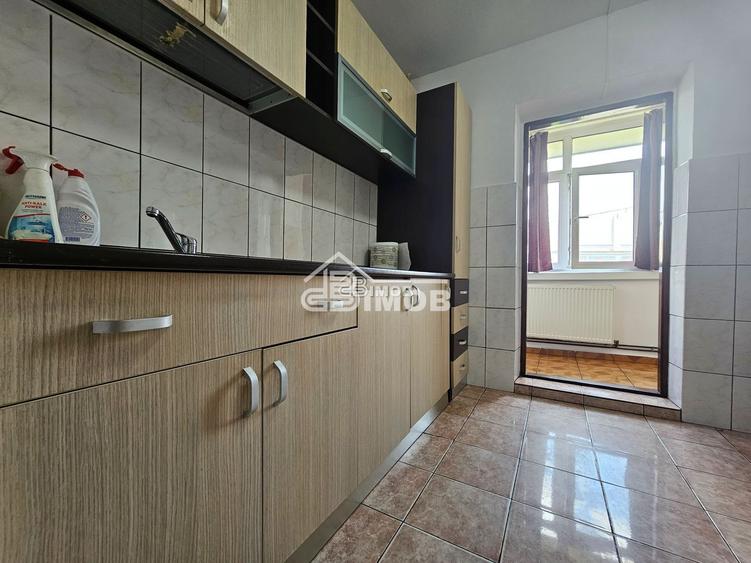Apartament 3 camere de închiriat | Micro 3
