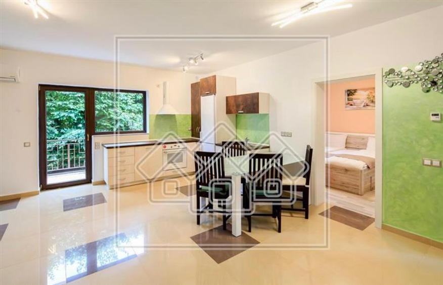 Ap 3 camere - zona premium - str Moldoveanu, finisaje de lux
