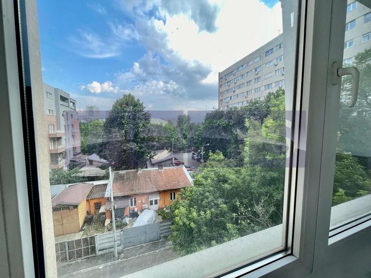 VANZARE APARTAMENT 3 CAMERE 66MP CAMPIA LIBERTATII MUNCII VEDERE DUBLA - 16