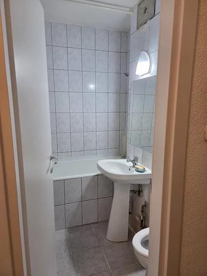 Apartament 2 camere, decomandat, 55 mp, balcon, metrou, Nicolae Grigorescu