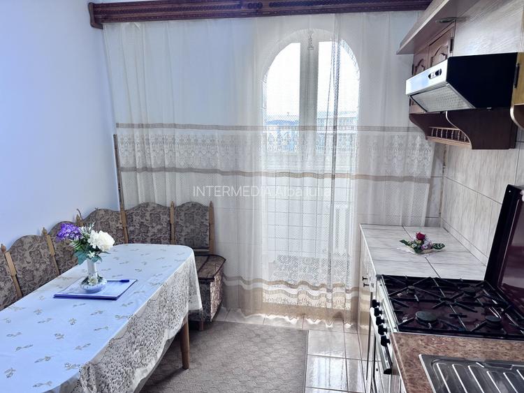 APARTAMENT 3 CAMERE I DECOMANDAT I 65 MP I MOBILAT CETATE BULEVARD - 14