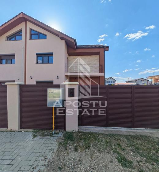 Casa de vanzare spatioasa, 5 camere si 3 bai, Giarmata, Comision 0