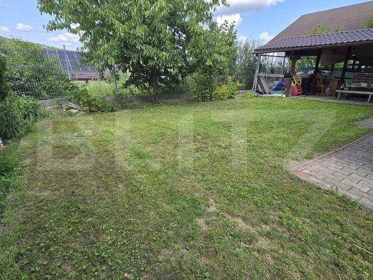Casa D+P+E, pe Aleea Trifoiului, zona linistita!