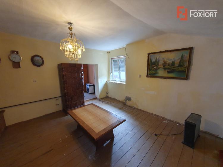 Casa de vanzare cu 3 camere si teren de 1008 mp - Deta - 19
