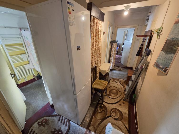 Apartament 3 camere str Isaccei PARTER INALT