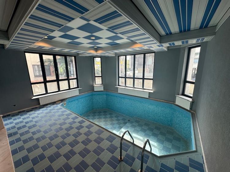 Cotroceni , Doctor Carol Davila, metrou Eroilor, piscina, constructie 2000!