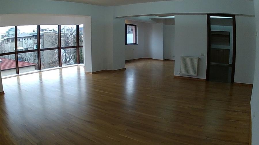 REA1021420 Apartament spatios langa Parcul Herastrau
