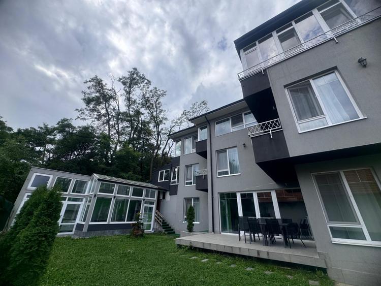 Mega Oferta cu discount 3000euro - Pensiune/vila Bran moderna 2018