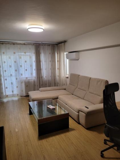 Apartament 2 cam Unirii 43