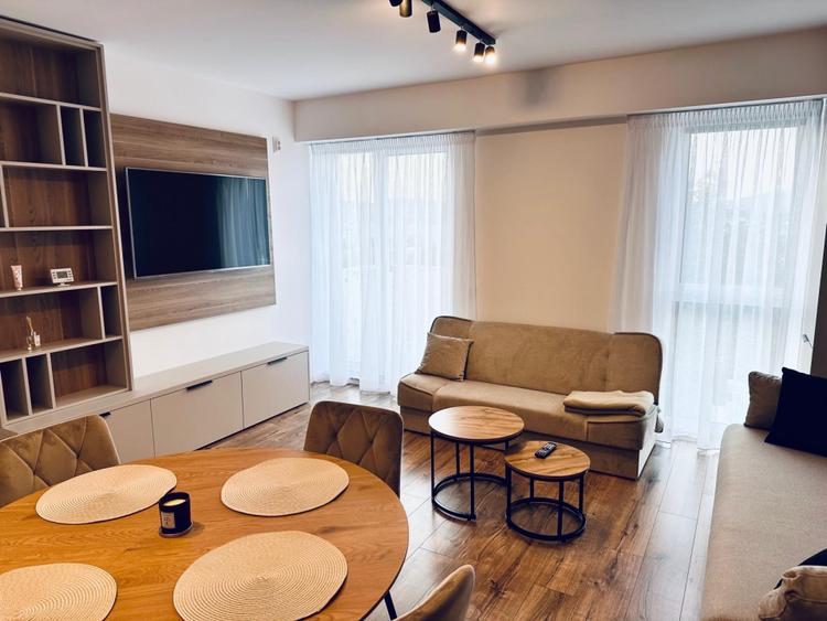 Apartament cu 2 camere | parcare | Frunzisului