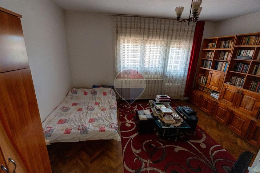 Casă cu personalitate,Orastie jud. Hunedoara