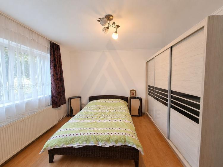 Casă cu 2 apartamente 5 camere 140 mp utili curte 289 mp in Turnișor