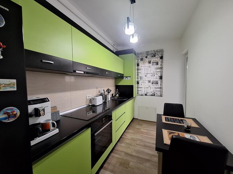 Apartament 3 camere-bloc nou-etaj 1-65 mp+balcon 10 mp+loc de parcare-Buziasului