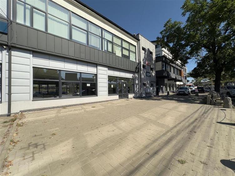 Spatiu comercial bd. Poitiers, 286mp, langa Makita, Sophia