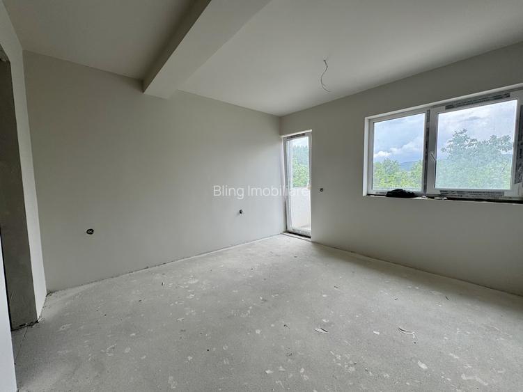 Casă tip duplex, 4 camere, 3 băi, 143 mp, Chinteni