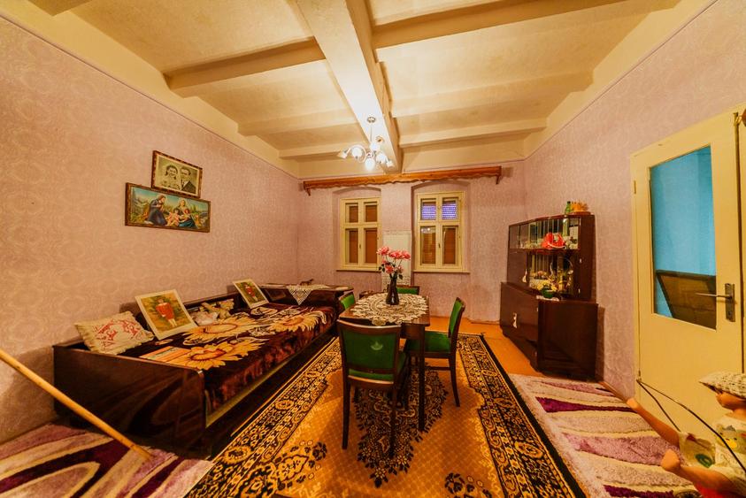 Casă de vânzare 2189mp - Seitin, judetul Arad