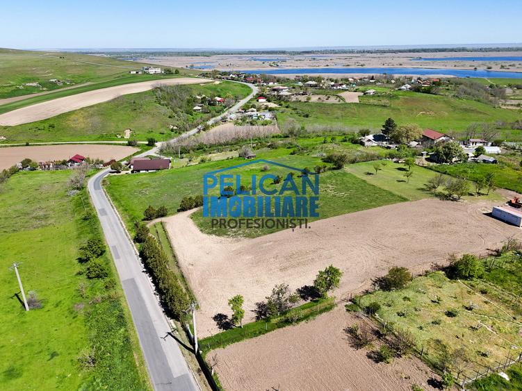 Teren intravilan SOMOVA, zonă deosebită, 5548MP
