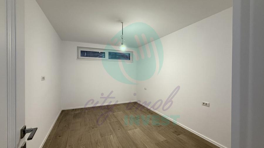 3 camere - ideale pentru activitati sau investitie