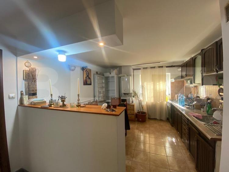 Apartament 4 camere, prima inchiriere, 105mp cu centrala termica, zona 1 Mai