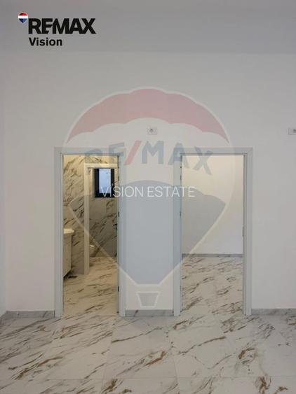 Spațiu comercial de 84mp de închiriat în zona 1 Mai - 4