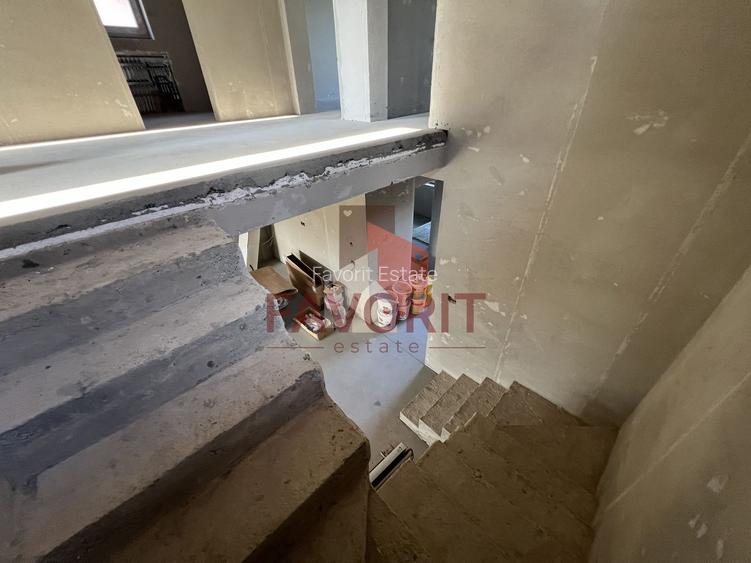 Duplex 5 camere despartit prin garaj | Giroc - 9