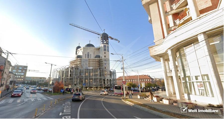 Spatiu comercial - bancar, parter 320mp, piata Cipariu