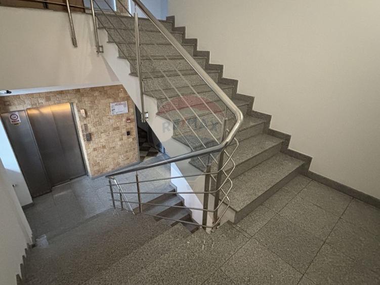 Spațiu de birouri de 82mp de închiriat în zona Barbu Vacarescu