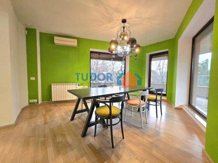 Beautiful 4 Bedroom Apartment with Herastrau Park View