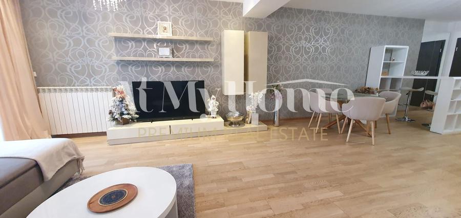 Apartament spatios cu 2 camere/ parcare/ complex cu piscina/ Iancu Nicolae