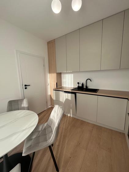 Casă tip duplex cu 4 camere, terasă și grădină, în Florești – zona Avram Iancu!