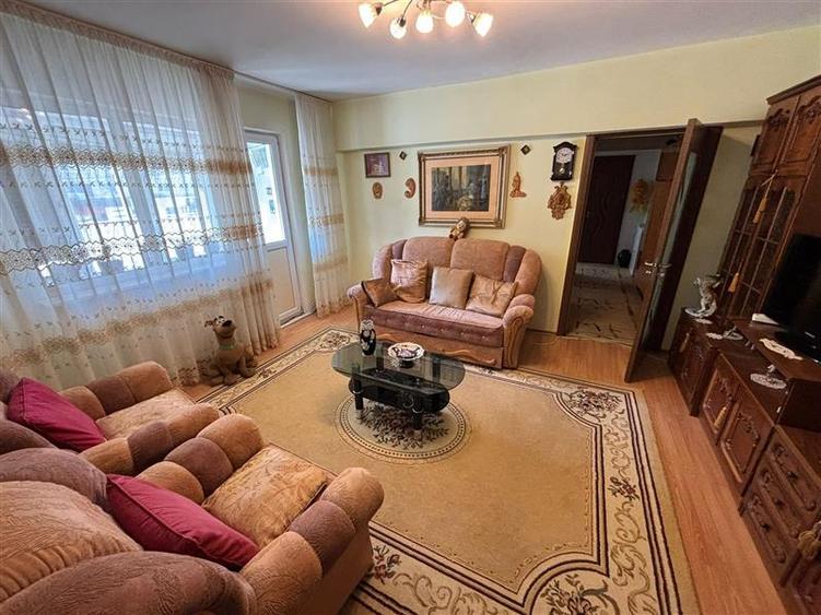 Mioritei - 3 camere - etajul 1