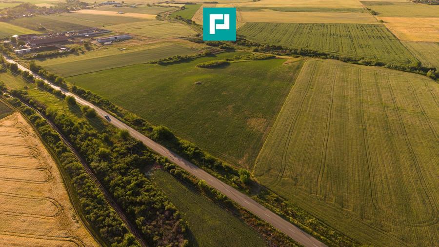 TEREN EXTRAVILAN DE 42.200 MP SECUSIGIU