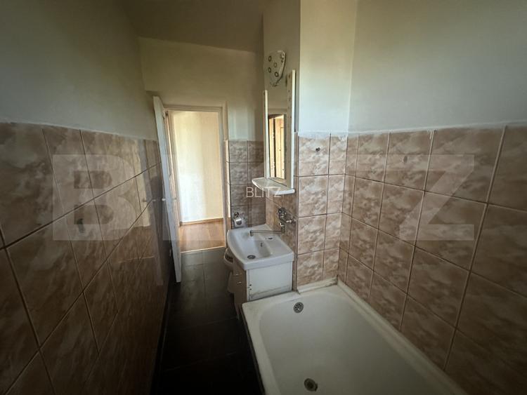Apartament cu 2 camere, etaj 4, zona 14 Mai - 10