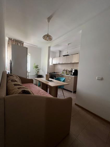 Apartament 49mp, la mansarda - cu pod ! Zona Tomis 3, Str. Zmeurei ,63500 €