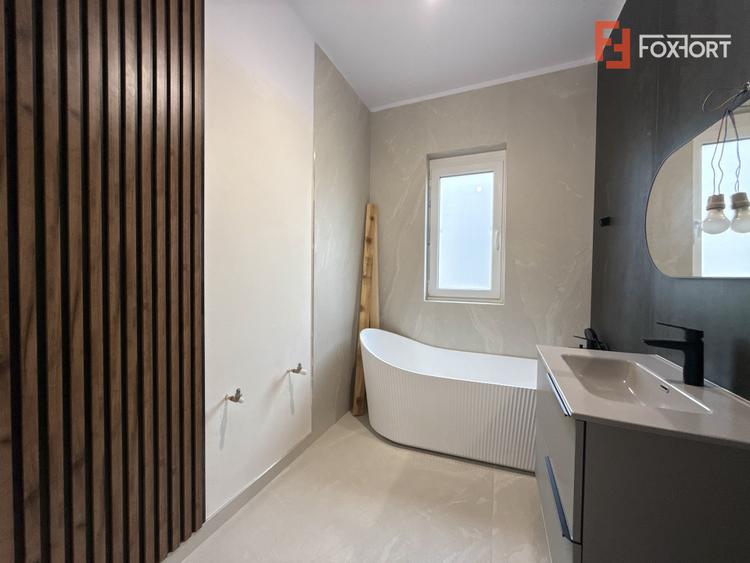 Duplex cu 4 camere de vanzare in localitatea Covaci