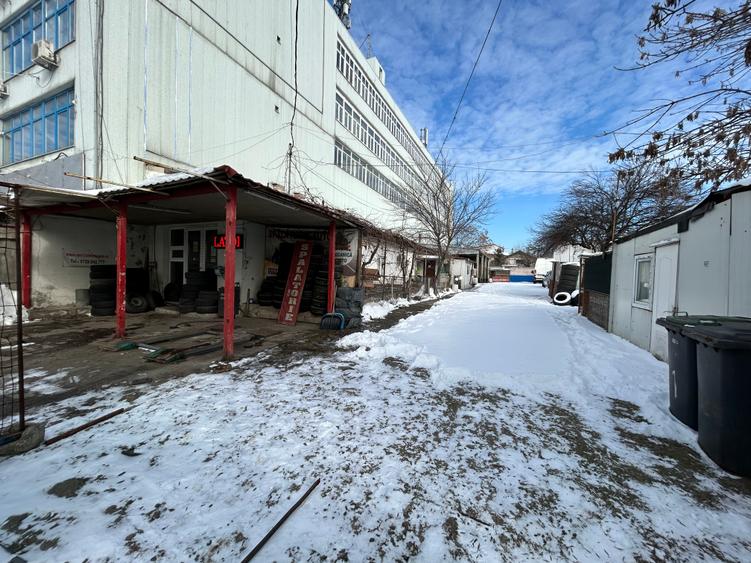 Lacul Tei,Petricani,Fabrica de Glucoza,Spatiu comercial si Teren 591mp